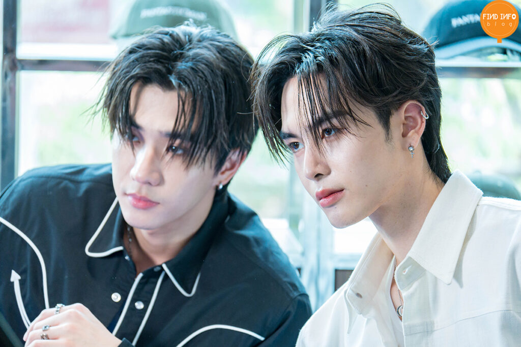 Comma And เพิร์ธ แซนต้า