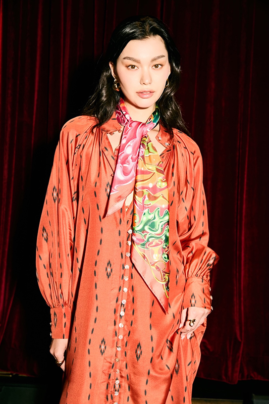 Jim Thompson X LILI TAE